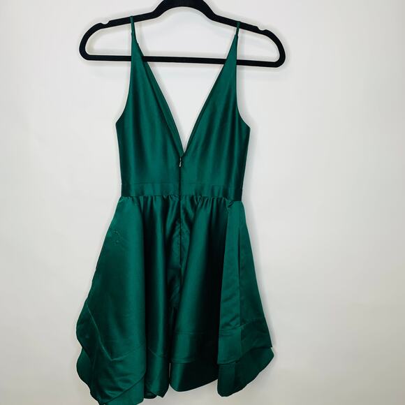 Blondie Nites Green Evening Dress Short Swirl Sz 0 - Picture 6 of 13